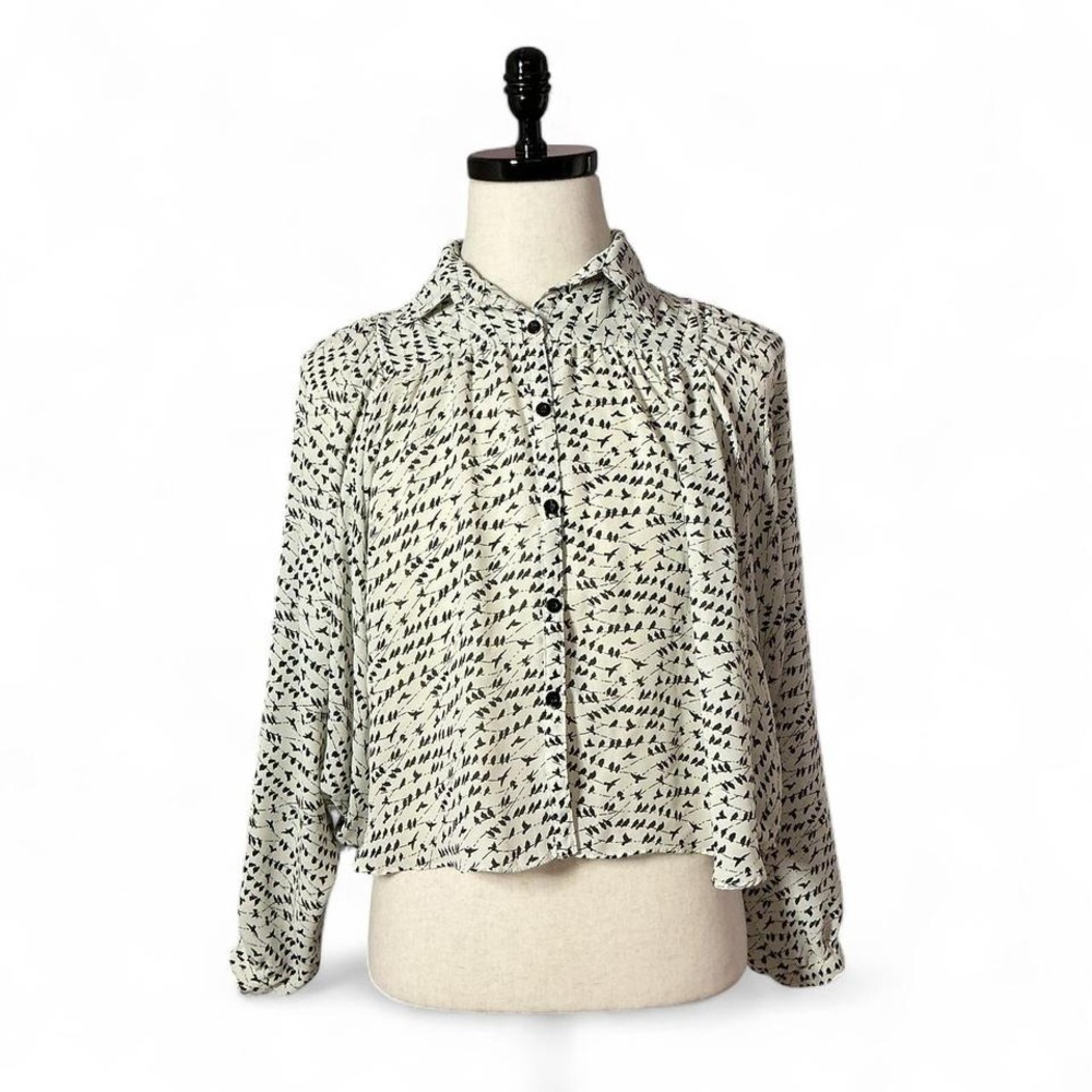 Adara Bird Print Button Down Blouse Womens Medium White Black Boxy Cropped Top